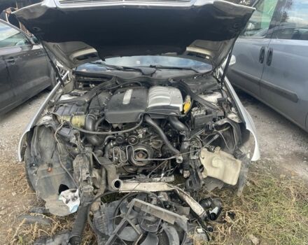 Серый Мерседес 220, объемом двигателя 2.1 л и пробегом 330 тыс. км за 1996 $, фото 5 на Automoto.ua