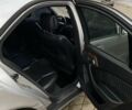 Серый Мерседес 220, объемом двигателя 3.2 л и пробегом 350 тыс. км за 4699 $, фото 12 на Automoto.ua