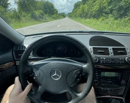 Сірий Мерседес 220, об'ємом двигуна 2.1 л та пробігом 417 тис. км за 6000 $, фото 12 на Automoto.ua