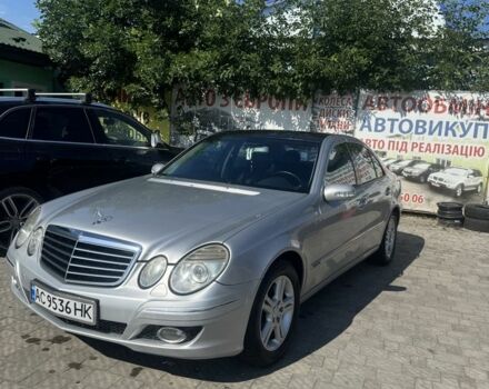 Сірий Мерседес 220, об'ємом двигуна 2.1 л та пробігом 417 тис. км за 6000 $, фото 2 на Automoto.ua