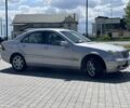 Серый Мерседес 220, объемом двигателя 2.1 л и пробегом 488 тыс. км за 4700 $, фото 1 на Automoto.ua