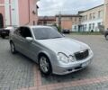 Серый Мерседес 220, объемом двигателя 2.2 л и пробегом 340 тыс. км за 2999 $, фото 1 на Automoto.ua