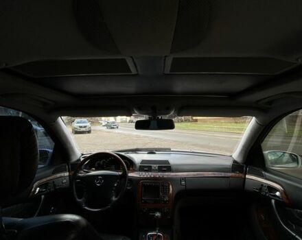 Серый Мерседес 220, объемом двигателя 3.2 л и пробегом 350 тыс. км за 4699 $, фото 16 на Automoto.ua