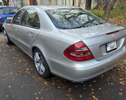 Серый Мерседес 220, объемом двигателя 2.1 л и пробегом 361 тыс. км за 7000 $, фото 1 на Automoto.ua