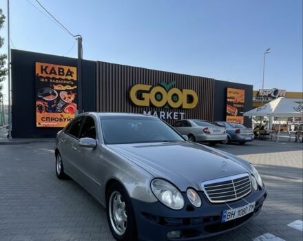 Сірий Мерседес 220, об'ємом двигуна 2.1 л та пробігом 400 тис. км за 4250 $, фото 5 на Automoto.ua