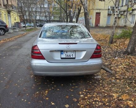 Серый Мерседес 220, объемом двигателя 2.1 л и пробегом 361 тыс. км за 7000 $, фото 4 на Automoto.ua