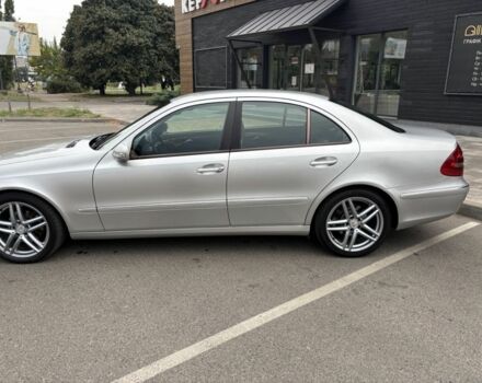 Серый Мерседес 220, объемом двигателя 2.1 л и пробегом 361 тыс. км за 7000 $, фото 5 на Automoto.ua