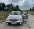 Серый Мерседес 220, объемом двигателя 2.1 л и пробегом 390 тыс. км за 4500 $, фото 1 на Automoto.ua