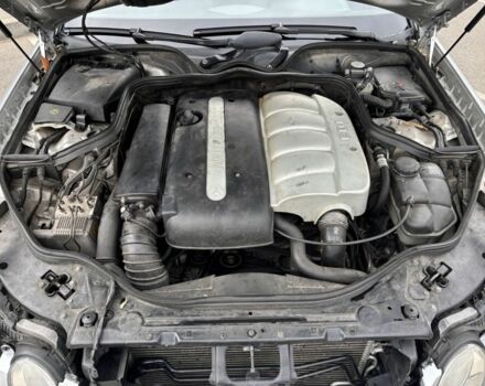 Серый Мерседес 220, объемом двигателя 2.1 л и пробегом 361 тыс. км за 7000 $, фото 10 на Automoto.ua