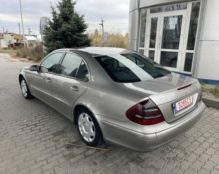 Сірий Мерседес 220, об'ємом двигуна 2.2 л та пробігом 300 тис. км за 3100 $, фото 8 на Automoto.ua