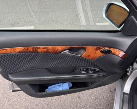 Серый Мерседес 220, объемом двигателя 2.1 л и пробегом 361 тыс. км за 7000 $, фото 19 на Automoto.ua