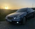 Серый Мерседес 220, объемом двигателя 2.1 л и пробегом 380 тыс. км за 8400 $, фото 1 на Automoto.ua