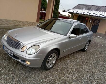 Сірий Мерседес 220, об'ємом двигуна 2.1 л та пробігом 302 тис. км за 6400 $, фото 6 на Automoto.ua