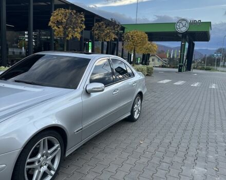 Серый Мерседес 220, объемом двигателя 2.1 л и пробегом 361 тыс. км за 8200 $, фото 9 на Automoto.ua