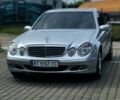 Серый Мерседес 220, объемом двигателя 2.1 л и пробегом 546 тыс. км за 7550 $, фото 1 на Automoto.ua