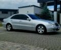 Серый Мерседес 220, объемом двигателя 2.1 л и пробегом 546 тыс. км за 7550 $, фото 1 на Automoto.ua