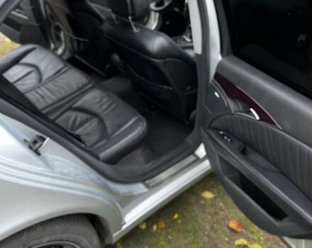 Серый Мерседес 220, объемом двигателя 2.1 л и пробегом 293 тыс. км за 7100 $, фото 12 на Automoto.ua