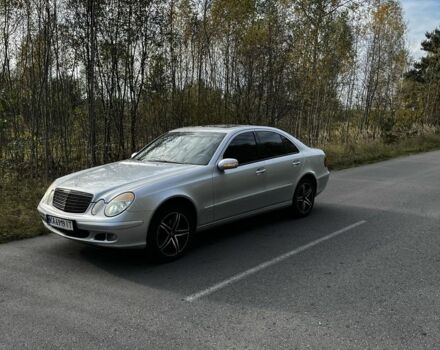 Серый Мерседес 220, объемом двигателя 2.1 л и пробегом 293 тыс. км за 7100 $, фото 17 на Automoto.ua