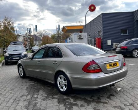 Серый Мерседес 220, объемом двигателя 2.2 л и пробегом 130 тыс. км за 3600 $, фото 1 на Automoto.ua