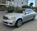 Сірий Мерседес 220, об'ємом двигуна 2.1 л та пробігом 152 тис. км за 9400 $, фото 3 на Automoto.ua
