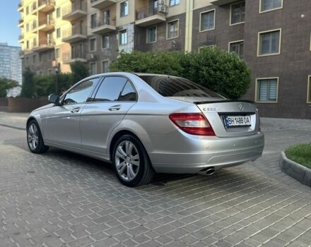 Сірий Мерседес 220, об'ємом двигуна 2.1 л та пробігом 152 тис. км за 9400 $, фото 5 на Automoto.ua