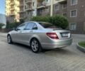 Сірий Мерседес 220, об'ємом двигуна 2.1 л та пробігом 152 тис. км за 9400 $, фото 5 на Automoto.ua