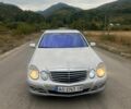 Серый Мерседес 220, объемом двигателя 2.1 л и пробегом 240 тыс. км за 7229 $, фото 1 на Automoto.ua