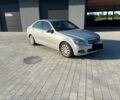 Серый Мерседес 220, объемом двигателя 2.2 л и пробегом 150 тыс. км за 3608 $, фото 1 на Automoto.ua