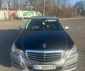 Сірий Мерседес 220, об'ємом двигуна 2.1 л та пробігом 329 тис. км за 9189 $, фото 1 на Automoto.ua