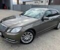 Серый Мерседес 220, объемом двигателя 2.1 л и пробегом 276 тыс. км за 12500 $, фото 4 на Automoto.ua