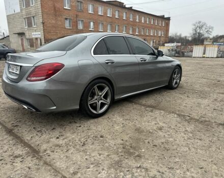 Сірий Мерседес 220, об'ємом двигуна 2.1 л та пробігом 285 тис. км за 16500 $, фото 1 на Automoto.ua