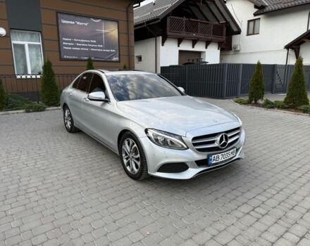 Сірий Мерседес 220, об'ємом двигуна 2.1 л та пробігом 188 тис. км за 23500 $, фото 11 на Automoto.ua