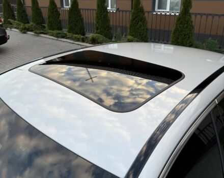 Сірий Мерседес 220, об'ємом двигуна 2.1 л та пробігом 188 тис. км за 23500 $, фото 16 на Automoto.ua