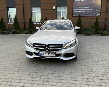 Сірий Мерседес 220, об'ємом двигуна 2.1 л та пробігом 188 тис. км за 23500 $, фото 4 на Automoto.ua