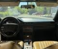 Серый Мерседес 220, объемом двигателя 2.2 л и пробегом 350 тыс. км за 2200 $, фото 7 на Automoto.ua