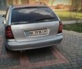 Сірий Мерседес 220, об'ємом двигуна 2.1 л та пробігом 428 тис. км за 4400 $, фото 3 на Automoto.ua
