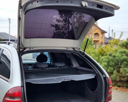 Серый Мерседес 220, объемом двигателя 2.1 л и пробегом 356 тыс. км за 3550 $, фото 20 на Automoto.ua