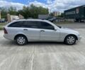Серый Мерседес 220, объемом двигателя 2.1 л и пробегом 492 тыс. км за 3500 $, фото 7 на Automoto.ua