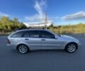 Серый Мерседес 220, объемом двигателя 2.1 л и пробегом 350 тыс. км за 3617 $, фото 7 на Automoto.ua