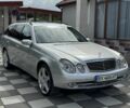 Серый Мерседес 220, объемом двигателя 2.1 л и пробегом 490 тыс. км за 5500 $, фото 3 на Automoto.ua