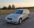 Сірий Мерседес 220, об'ємом двигуна 2.1 л та пробігом 494 тис. км за 3900 $, фото 16 на Automoto.ua