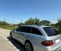 Серый Мерседес 220, объемом двигателя 2.2 л и пробегом 305 тыс. км за 6600 $, фото 2 на Automoto.ua
