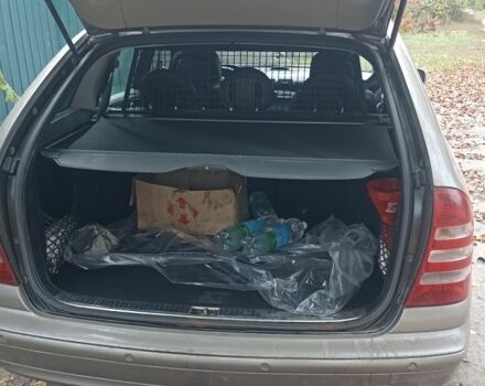 Мерседес 220 2006 у Чугуеве на Automoto.ua Сірий Мерседес 220, об'ємом двигуна 0 л та пробігом 390 тис. км за 3500 $, фото 4 на Automoto.ua