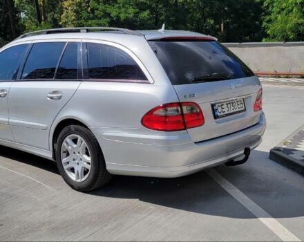 Серый Мерседес 220, объемом двигателя 2.1 л и пробегом 350 тыс. км за 9000 $, фото 9 на Automoto.ua