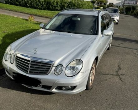 Серый Мерседес 220, объемом двигателя 2.2 л и пробегом 370 тыс. км за 6500 $, фото 8 на Automoto.ua