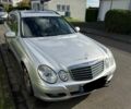 Серый Мерседес 220, объемом двигателя 2.2 л и пробегом 370 тыс. км за 6500 $, фото 1 на Automoto.ua