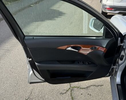 Серый Мерседес 220, объемом двигателя 2.2 л и пробегом 370 тыс. км за 6500 $, фото 9 на Automoto.ua