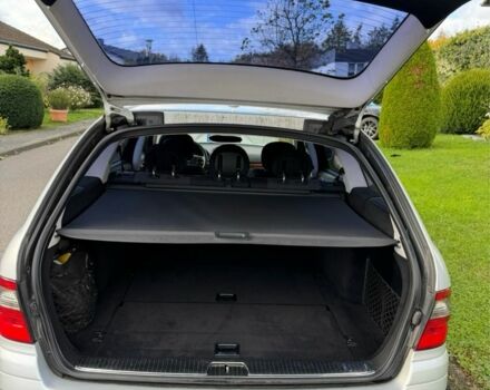 Серый Мерседес 220, объемом двигателя 2.2 л и пробегом 370 тыс. км за 6500 $, фото 22 на Automoto.ua