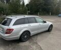 Сірий Мерседес 220, об'ємом двигуна 2.1 л та пробігом 2 тис. км за 6800 $, фото 2 на Automoto.ua