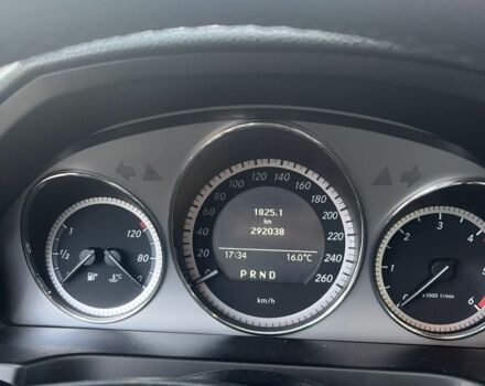 Сірий Мерседес 220, об'ємом двигуна 2.1 л та пробігом 292 тис. км за 7200 $, фото 6 на Automoto.ua